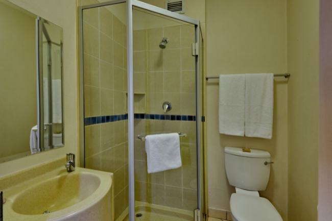 Road Lodge Centurion Bathroom Gallery Images