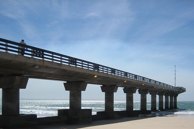 Shark Rock Pier – Hobbie Beach